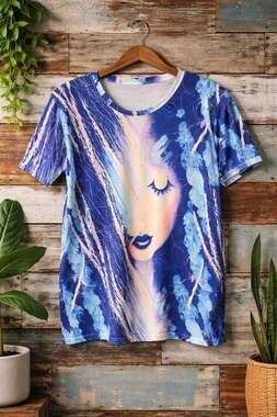 Wink at the World Bit a Blue Short Sleeve Graphic Tee